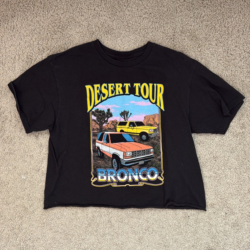 Women’s Ford Graphic Tee Bundle - Picture 4 of 12